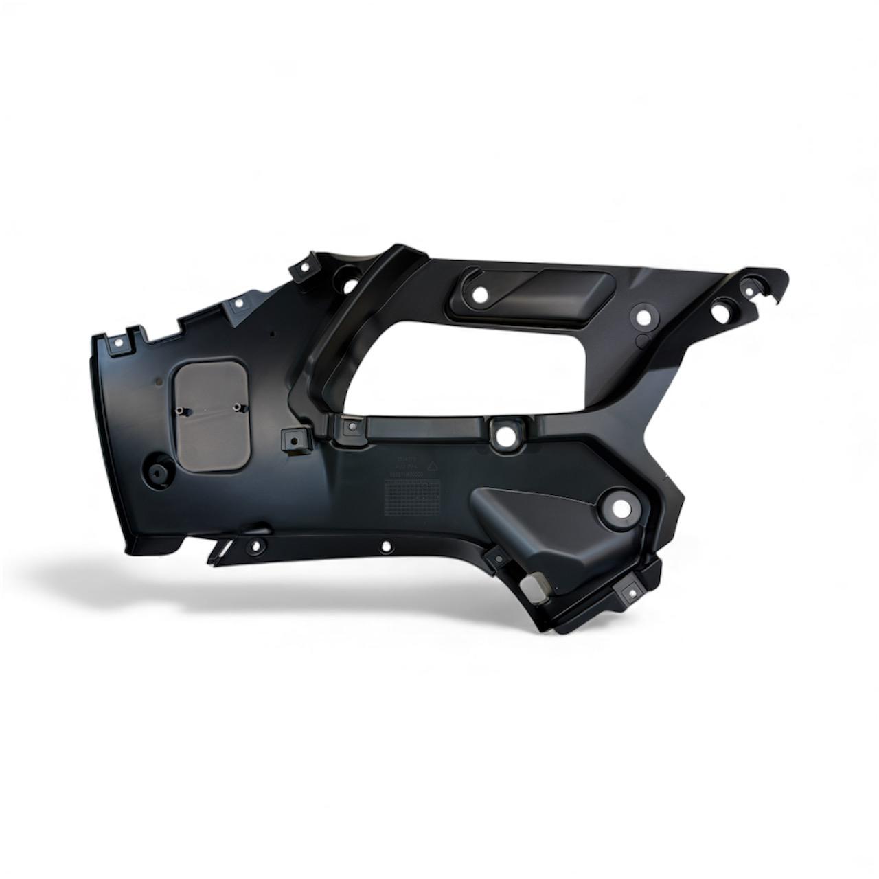 RKS SRK125R İÇ DİZLİK BAĞLANTI PLASTİĞİ SOL